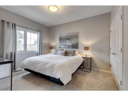 1428 Chardie Place Sw, Calgary, AB - Indoor Photo Showing Bedroom