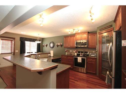 339 Sagewood Place Sw, Airdrie, AB - Indoor Photo Showing Kitchen