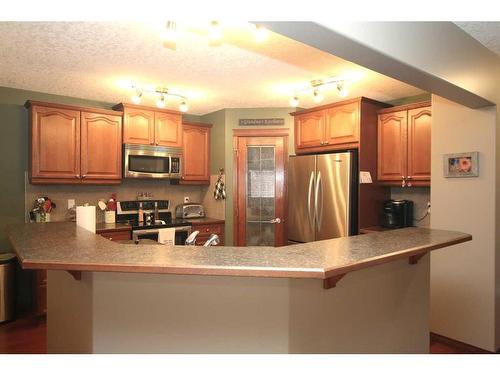 339 Sagewood Place Sw, Airdrie, AB - Indoor Photo Showing Kitchen