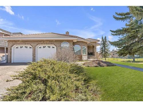197 Lakeside Greens Drive, Chestermere, AB - Outdoor