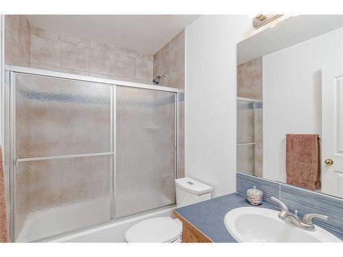 105 Arbour Ridge Circle Nw, Calgary, AB - Indoor Photo Showing Bathroom