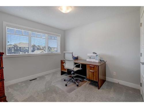 89 Rockcliff Heights Nw, Calgary, AB - Indoor Photo Showing Office