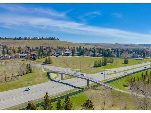 203 Dalhurst Way Nw, Calgary, AB - Outdoor With View