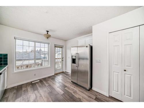 4 West Hall Place, Cochrane, AB - Indoor