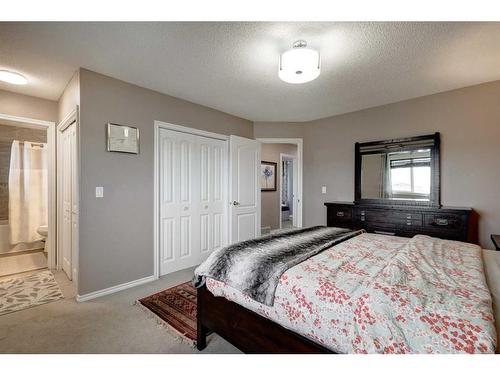 158 Tuscarora Close Nw, Calgary, AB - Indoor Photo Showing Bedroom