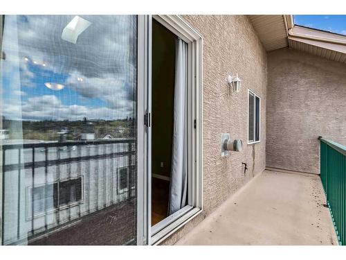 402-1833 11 Avenue Sw, Calgary, AB - Outdoor With Balcony With Exterior