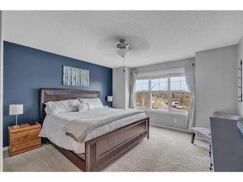 194 Chaparral Valley Square Se, Calgary, AB - Indoor Photo Showing Bedroom