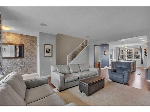 194 Chaparral Valley Square Se, Calgary, AB - Indoor Photo Showing Living Room