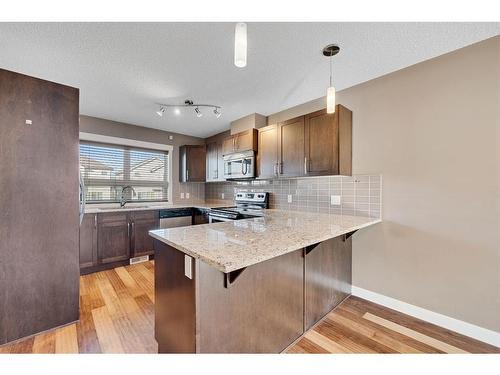 432 Covecreek Circle Ne, Calgary, AB - Indoor Photo Showing Kitchen With Upgraded Kitchen