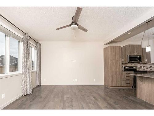 364 Redstone Drive Ne, Calgary, AB - Indoor Photo Showing Kitchen