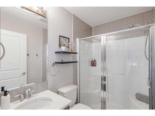 54 Evanscrest Common Nw, Calgary, AB - Indoor Photo Showing Bathroom