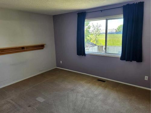 63 Erin Road Se, Calgary, AB - Indoor Photo Showing Other Room