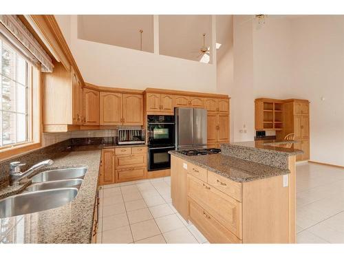 5 Christie Briar Green Sw, Calgary, AB - Indoor Photo Showing Kitchen With Double Sink