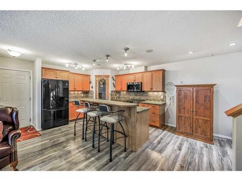 523 Stonegate Way Nw, Airdrie, AB - Indoor Photo Showing Other Room