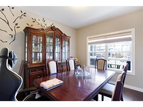 2329 Bayside Circle Sw, Airdrie, AB - Indoor Photo Showing Dining Room