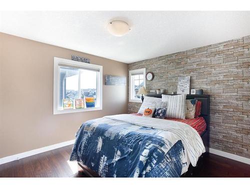 2329 Bayside Circle Sw, Airdrie, AB - Indoor Photo Showing Bedroom