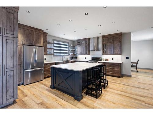 250051 Range Road 250, Rural Wheatland County, AB - Indoor Photo Showing Kitchen