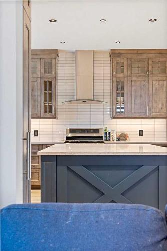 250051 Range Road 250, Rural Wheatland County, AB - Indoor Photo Showing Kitchen