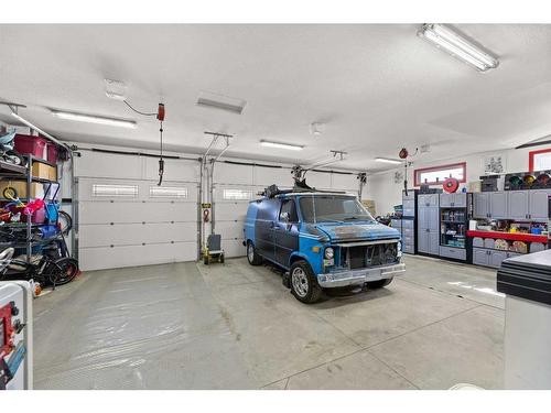 2 Harrison Green, Olds, AB - Indoor Photo Showing Garage