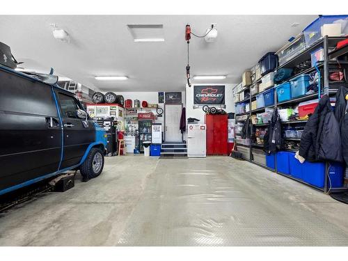 2 Harrison Green, Olds, AB - Indoor Photo Showing Garage