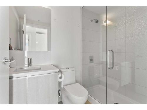 2804-1188 3 Street Se, Calgary, AB - Indoor Photo Showing Bathroom