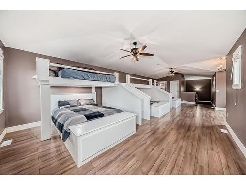 12 Municipal Road, White Sands, AB - Indoor Photo Showing Bedroom