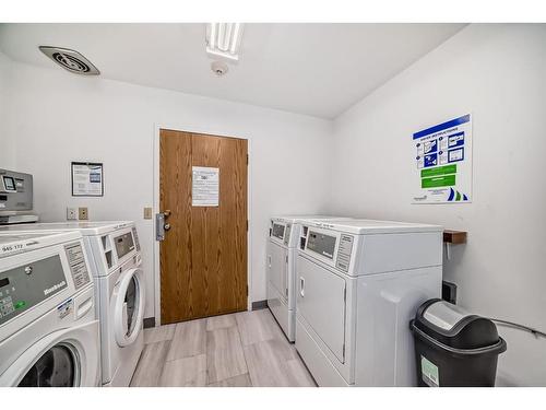 127-333 Garry Crescent Ne, Calgary, AB - Indoor Photo Showing Laundry Room
