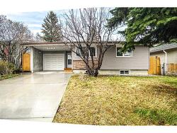 4312 Brentwood Green NW Calgary, AB T2L 1L3