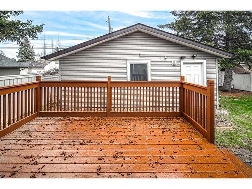 4312 Brentwood Green Nw, Calgary, AB - Outdoor With Deck Patio Veranda With Exterior