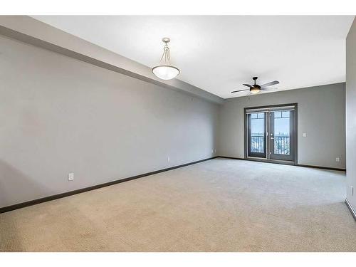 2405-310 Mckenzie Towne Gate Se, Calgary, AB - Indoor Photo Showing Other Room