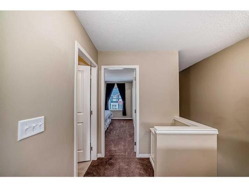 602-1001 8 Street Nw, Airdrie, AB - Indoor Photo Showing Other Room