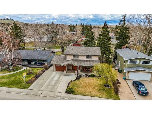 6028 Dalford Road Nw, Calgary, AB - Outdoor With Facade