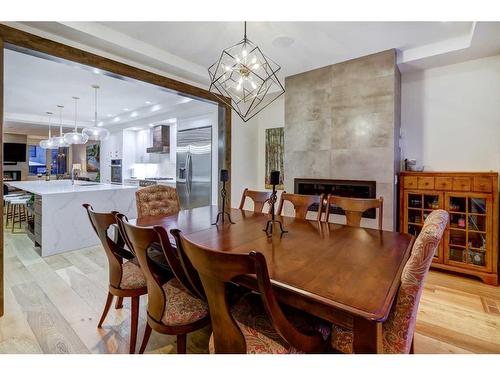1853 39 Avenue Sw, Calgary, AB - Indoor Photo Showing Dining Room