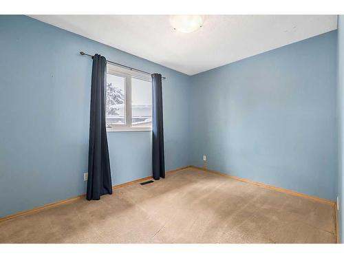 11003 Brae Road Sw, Calgary, AB - Indoor Photo Showing Other Room