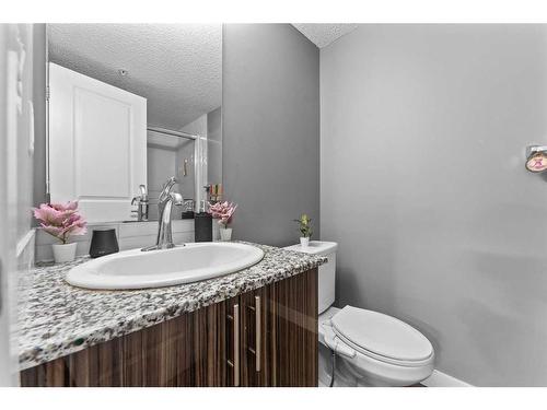 701-10 Kincora Glen Park Nw, Calgary, AB - Indoor Photo Showing Bathroom