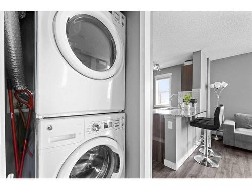 701-10 Kincora Glen Park Nw, Calgary, AB - Indoor Photo Showing Laundry Room
