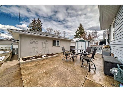 110 Warwick Drive Sw, Calgary, AB - Outdoor With Deck Patio Veranda With Exterior