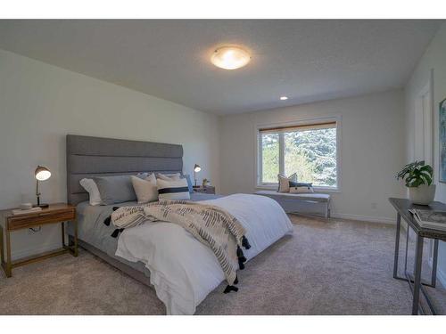 4690 Hamptons Way Nw, Calgary, AB - Indoor Photo Showing Bedroom