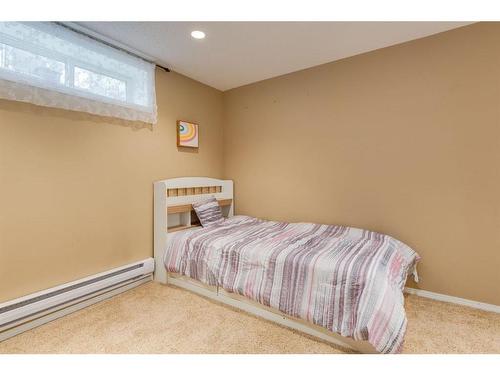 54 Arbour Crest Circle Nw, Calgary, AB - Indoor Photo Showing Other Room