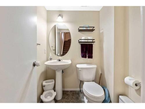 103 Tuscany Springs Gardens Nw, Calgary, AB - Indoor Photo Showing Bathroom