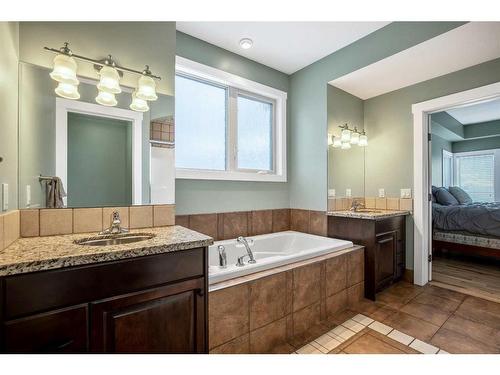 134 Montenaro Crescent, Rural Rocky View County, AB - Indoor Photo Showing Bathroom