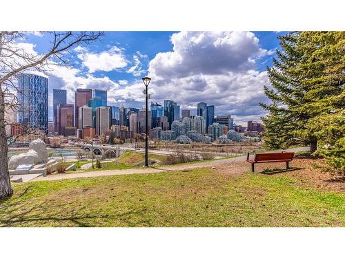 302-345 4 Avenue Ne, Calgary, AB - Outdoor With View