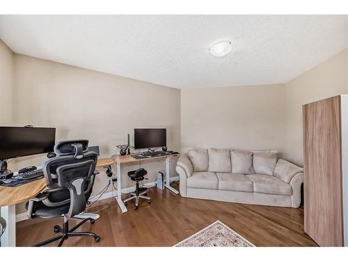 207 Citadel Meadow Grove Nw, Calgary, AB - Indoor Photo Showing Office