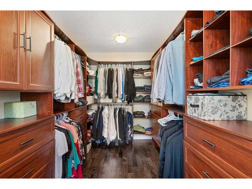 7816 9 Avenue Sw, Calgary, AB - Indoor Photo Showing Bedroom