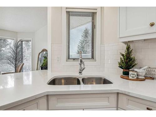 164 Scandia Hill Nw, Calgary, AB - Indoor Photo Showing Kitchen With Double Sink