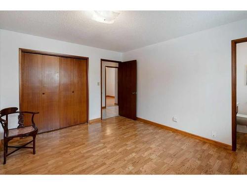 6411 Silver Springs Way Nw, Calgary, AB - Indoor Photo Showing Other Room