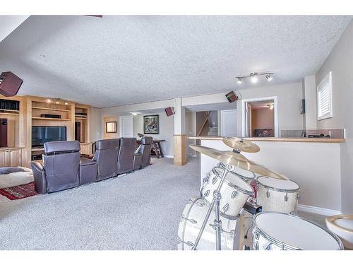 75 Palomino Boulevard, Rural Rocky View County, AB - Indoor
