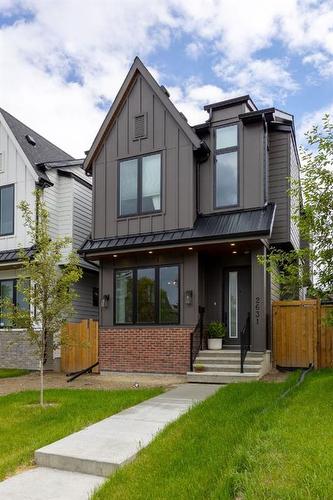 2631 5 Avenue Nw, Calgary, AB - Outdoor