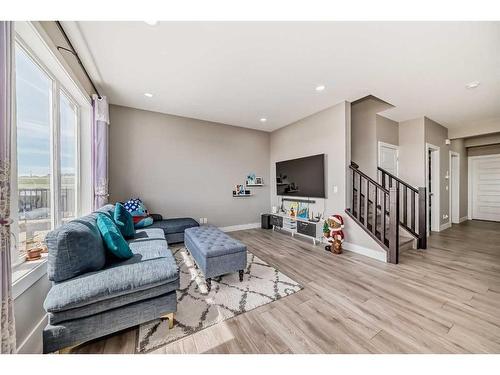 222 Carringsby Way Nw, Calgary, AB - Indoor