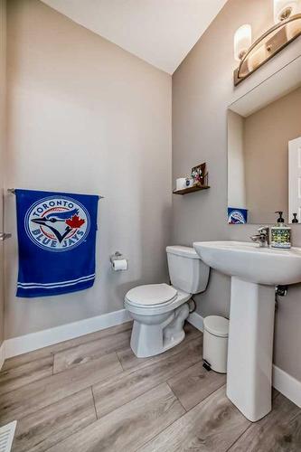 222 Carringsby Way Nw, Calgary, AB - Indoor Photo Showing Other Room
